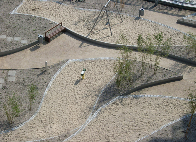02.jpg